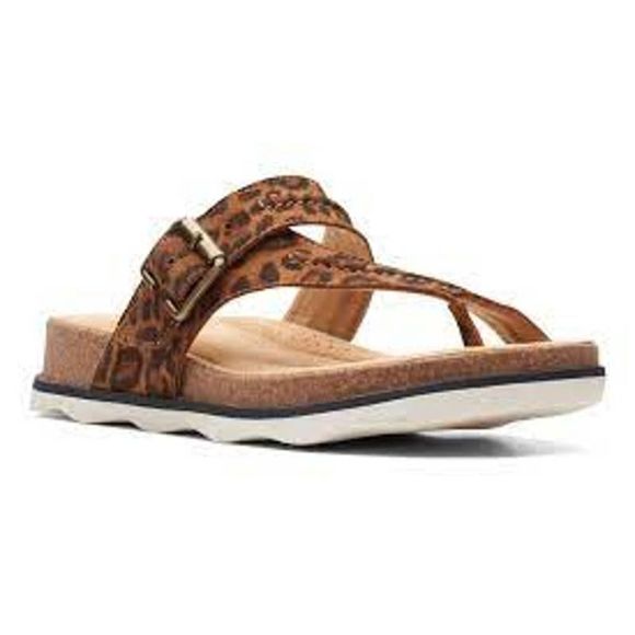 Clarks Shoes - Clarks Brynn Madi Sandal | Women's | Sandals | Flat NEW